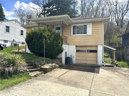 3706 Lodge Ave, N Versailles, PA, 15137-2334 | Card Image
