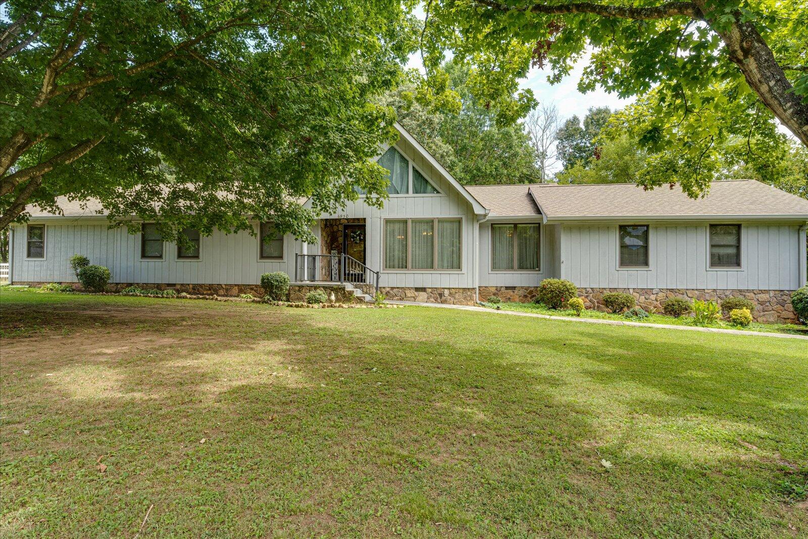 Snow Hill Rd, Ooltewah, TN 37363