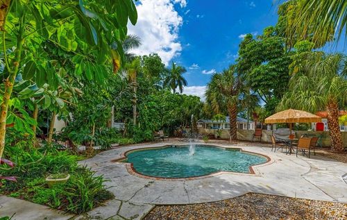 apt-15-210 N 17th St W, BRADENTON, FL, 34205-6825 | Card Image