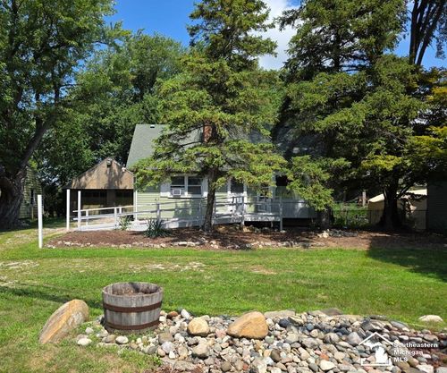 1592 Stewart Rd, Monroe, MI, 48162-8918 | Card Image