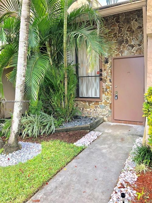 33-589 N University Dr, Plantation, FL, 33324-1484 | Card Image
