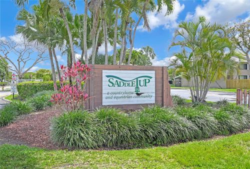 4930-4930 S University Dr, Davie, FL, 33328-3862 | Card Image