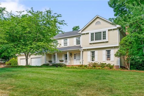 1312 Kensington Dr, High Point, NC, 27262-7318 | Card Image