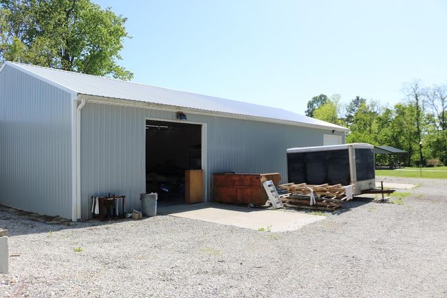 16569 N Broadway St, House other with 0 bedrooms, 1 bathrooms and null parking in Moores Hill IN | Image 5