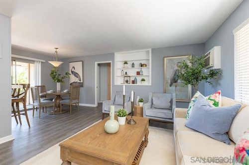 4800 Williamsburg Ln, La Mesa, CA, 91942-8611 | Card Image