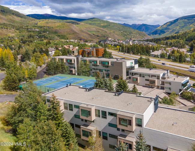 2313 - 1100 N Frontage Rd W, Condo with 2 bedrooms, 2 bathrooms and 1 parking in Vail CO | Image 40