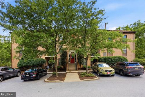 32-332 Washington Pl, CHESTERBROOK, PA, 19087-5866 | Card Image