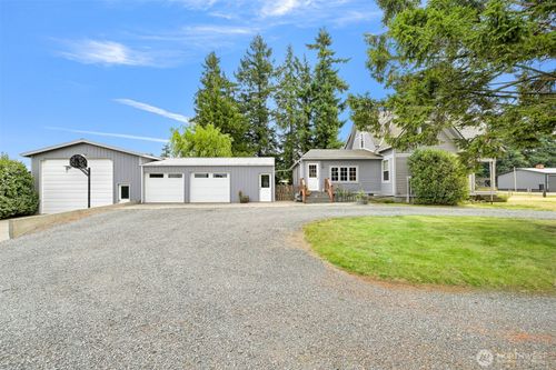 588 E Wiser Lake Rd, Lynden, WA, 98264-9455 | Card Image