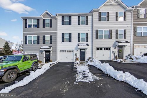 157 Lukens Mill Dr, COATESVILLE, PA, 19320-3968 | Card Image