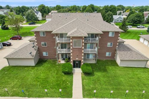 12-701 Se Dovetail Rd, Grimes, IA, 50111-4986 | Card Image