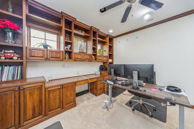 9289 Winterberry Ct, Home with 4 bedrooms, 4 bathrooms and null parking in West Des Moines IA | Image 6