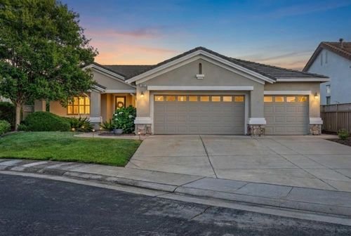 137 Lakefield Court, Lincoln, CA, 95648 | Card Image
