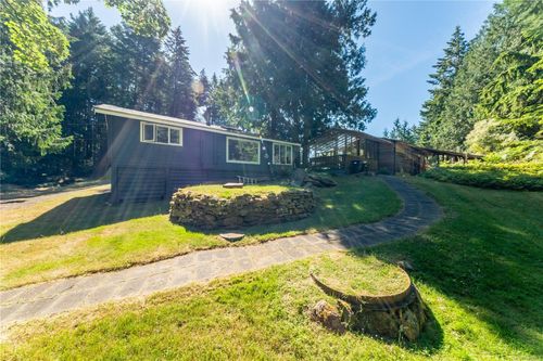 336 Hemlock Ave, Gabriola, BC, V0R1X1 | Card Image