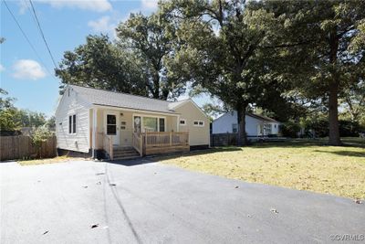 View of front of home with a front lawn | Image 3