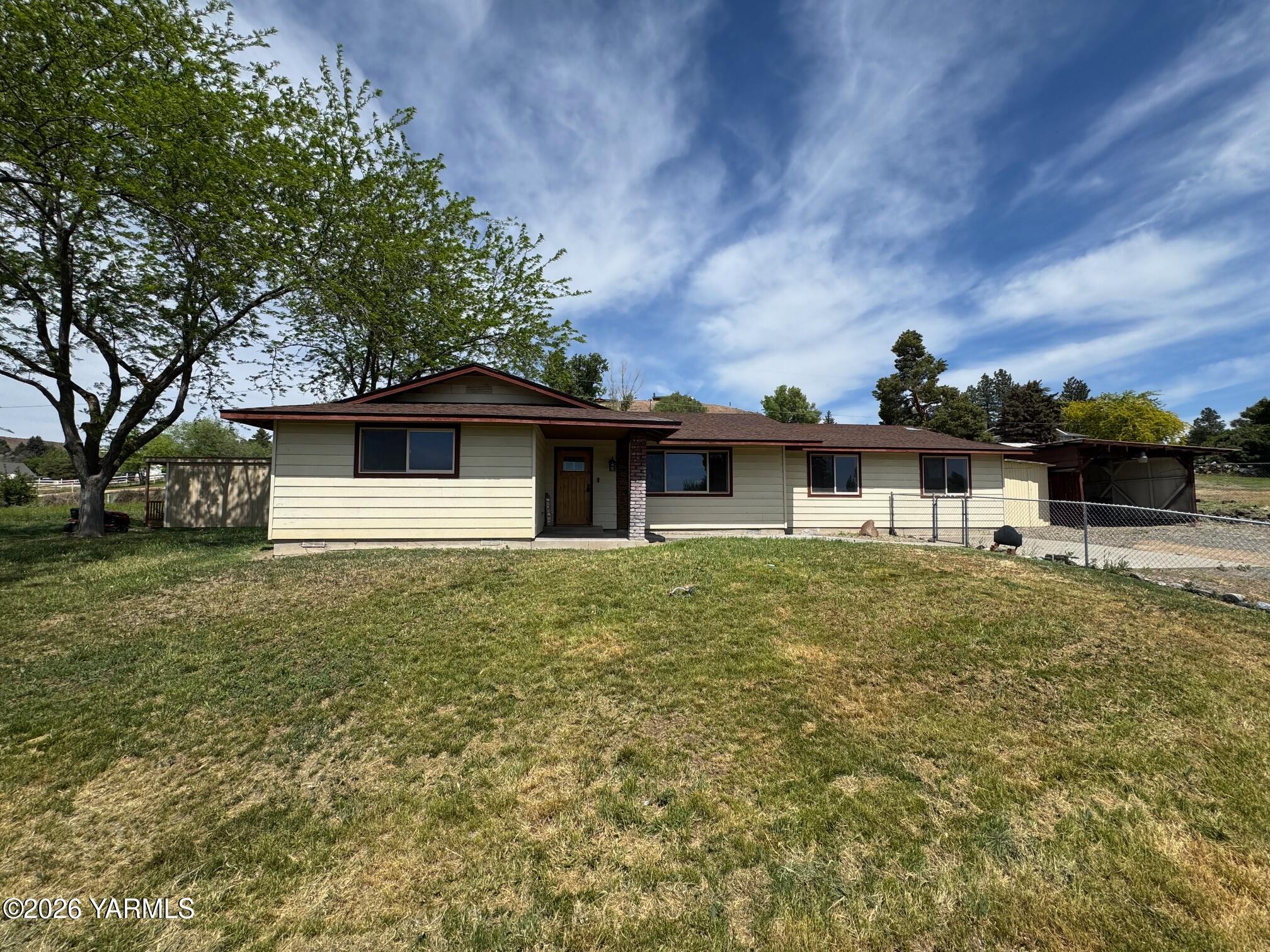 Residential in Selah
