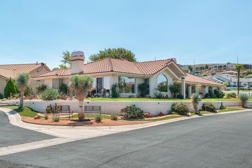 2159 Fairway Hills Dr, St George, UT, 84770-8731 | Card Image