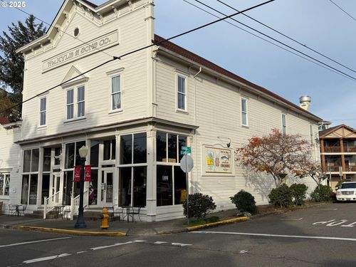 1297 Bay St, Florence, OR, 97439-9648 | Card Image