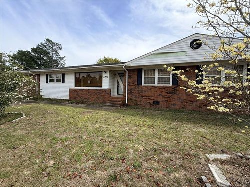 3701 Village Drive, Fayetteville, NC, 28304 | Card Image