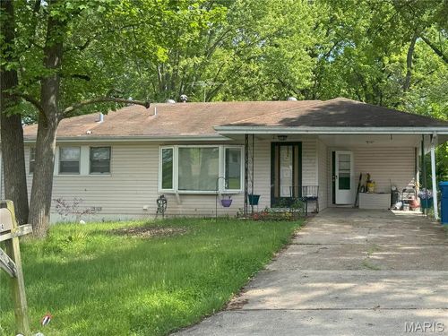 2024 Mcmenamy Dr, Saint Louis, MO, 63136-4026 | Card Image