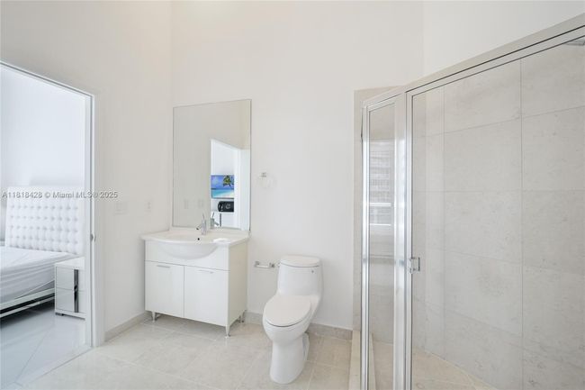 APT-2807 - 475 Brickell Ave, Condo with 2 bedrooms, 2 bathrooms and null parking in Miami FL | Image 17