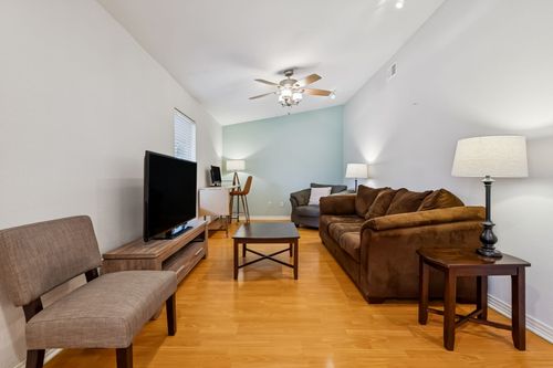 210-2021 Bluebonnet Ln, Austin, TX, 78704-4048 | Card Image