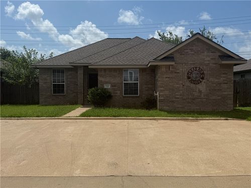 124 Sterling St, College Station, TX, 77840-3937 | Card Image