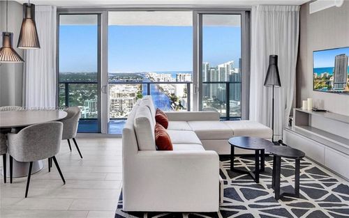 r1402-4010 S Ocean Dr, Hollywood, FL, 33019-3063 | Card Image