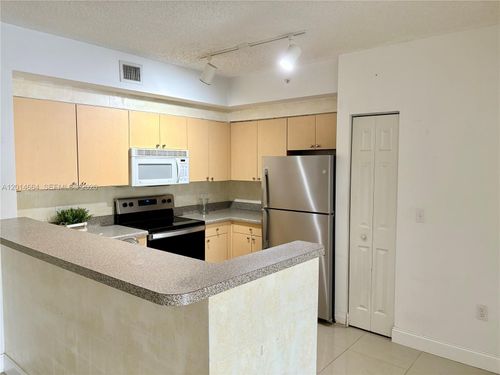 105-8030 N Nob Hill Rd, Tamarac, FL, 33321-7411 | Card Image