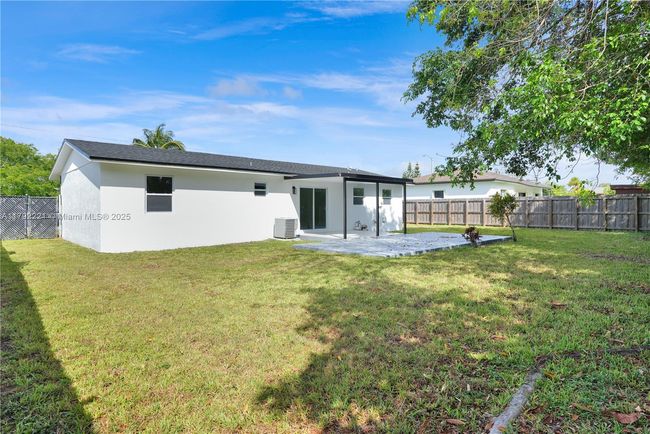 439 Sw 17 Th Ter, House other with 3 bedrooms, 2 bathrooms and null parking in Homestead FL | Image 23