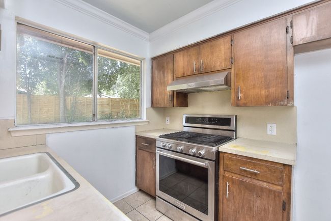 Kitchen | Image 14