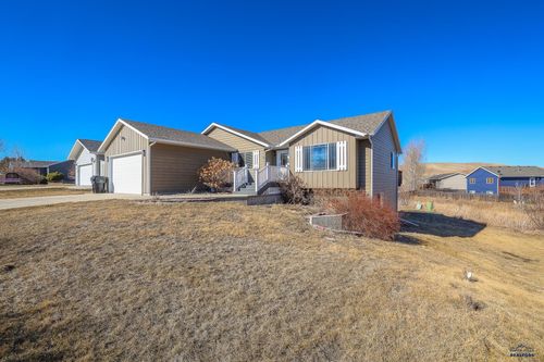 144 Viking Dr, Rapid City, SD, 57701-9560 | Card Image