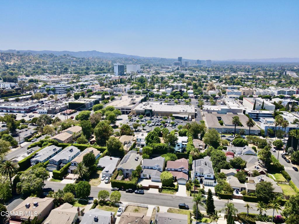 Residential in Sherman Oaks 3