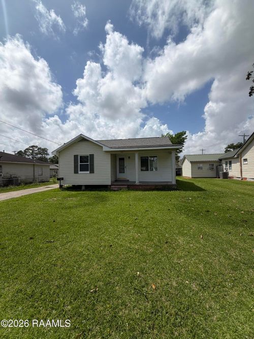 205 Gauraud St, Abbeville, LA, 70510-4439 | Card Image