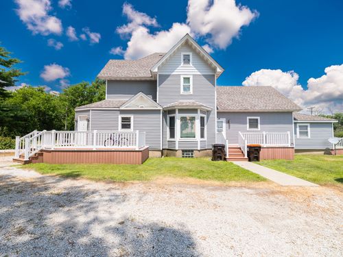 718 W 3rd South St, Wenona, IL, 61377-9003 | Card Image