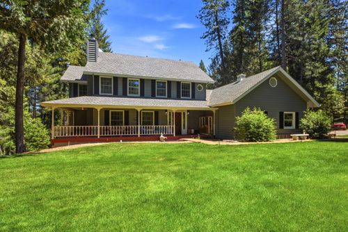 250 Secret Town Ln, Colfax, CA, 95713-9400 | Card Image