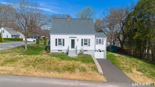 27 Glendale Dr, Waterbury, CT, 06708-1741 | Card Image