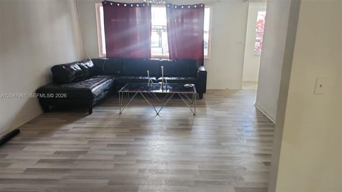 32-15115 Ne 6th Ave, Miami, FL, 33162-5000 | Card Image
