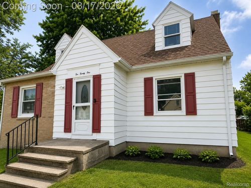 1021 Hapeman St, Lansing, MI, 48915-1445 | Card Image