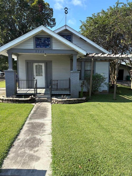 2725 Highway 1, Labadieville, LA, 70372-2303 | Card Image