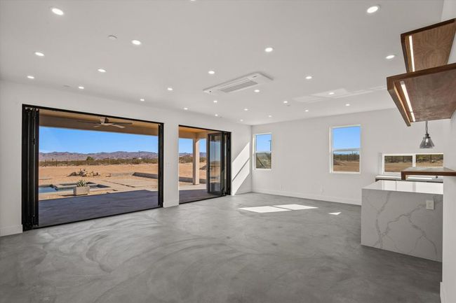 Open concept living space | Image 7
