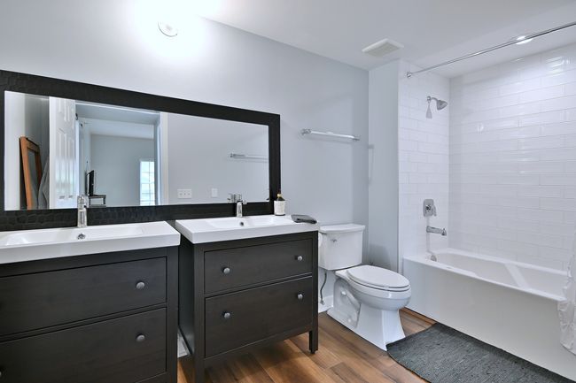 UNIT-201 - 210 N Addison Ave, Condo with 2 bedrooms, 2 bathrooms and 2 parking in Elmhurst IL | Image 27
