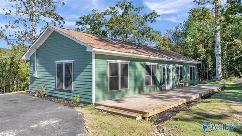 334 Camp Ney A Ti Rd, Guntersville, AL, 35976-8713 | Card Image