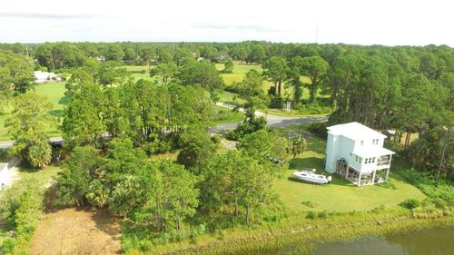 2412 Highway 98 E, Carrabelle, FL, 32322-2217 | Card Image