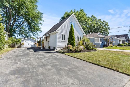 6039 Keith St, Niagara Falls, ON, L2J1K1 | Card Image