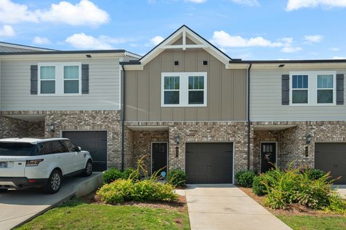 858 Longleaf Ln, Columbia, TN, 38401-1085 | Card Image