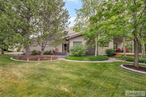2195 S Midway Avenue, Ammon, ID, 83406 | Card Image