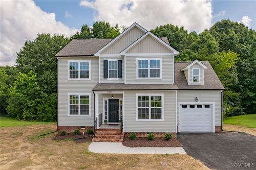 1912 Woodland Trl, Farmville, VA, 23901-2922 | Card Image