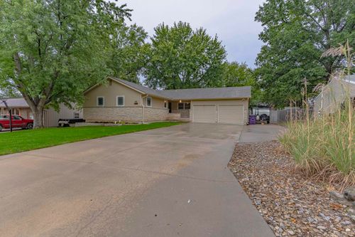1321 Givens Rd, Manhattan, KS, 66503-2576 | Card Image