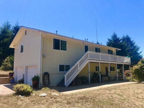 520 Redwood Rd, Whitethorn, CA, 95589-9090 | Card Image