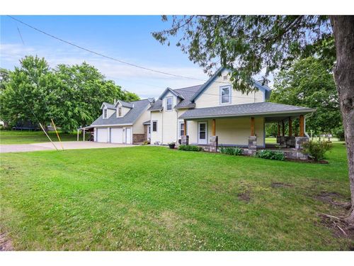 601 3rd Ave E, OSCEOLA, WI, 54020-3012 | Card Image
